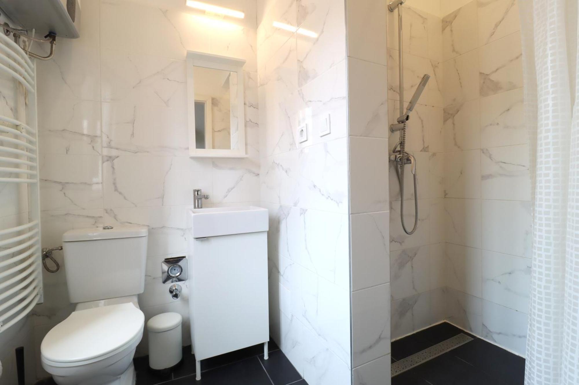 בודפשט A13 Downtown Apartments With Parking מראה חיצוני תמונה