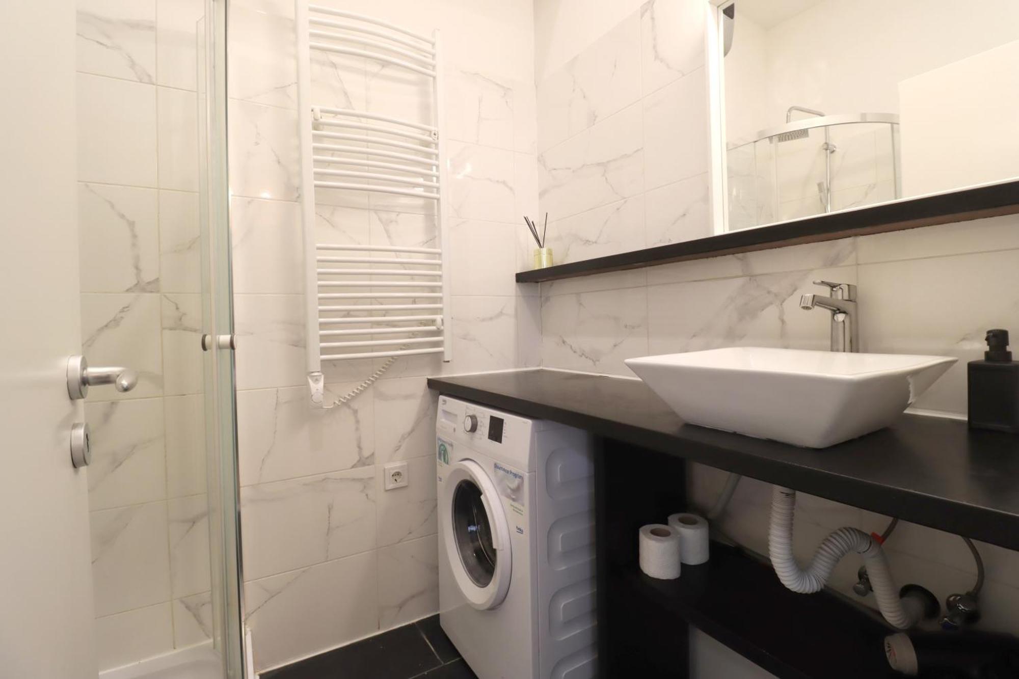 בודפשט A13 Downtown Apartments With Parking מראה חיצוני תמונה
